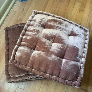 Urban Outfitters Velvet Floor Cushions in Mauve